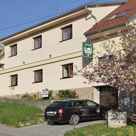 Penzion Mala Farma Nemojany エクステリア 写真