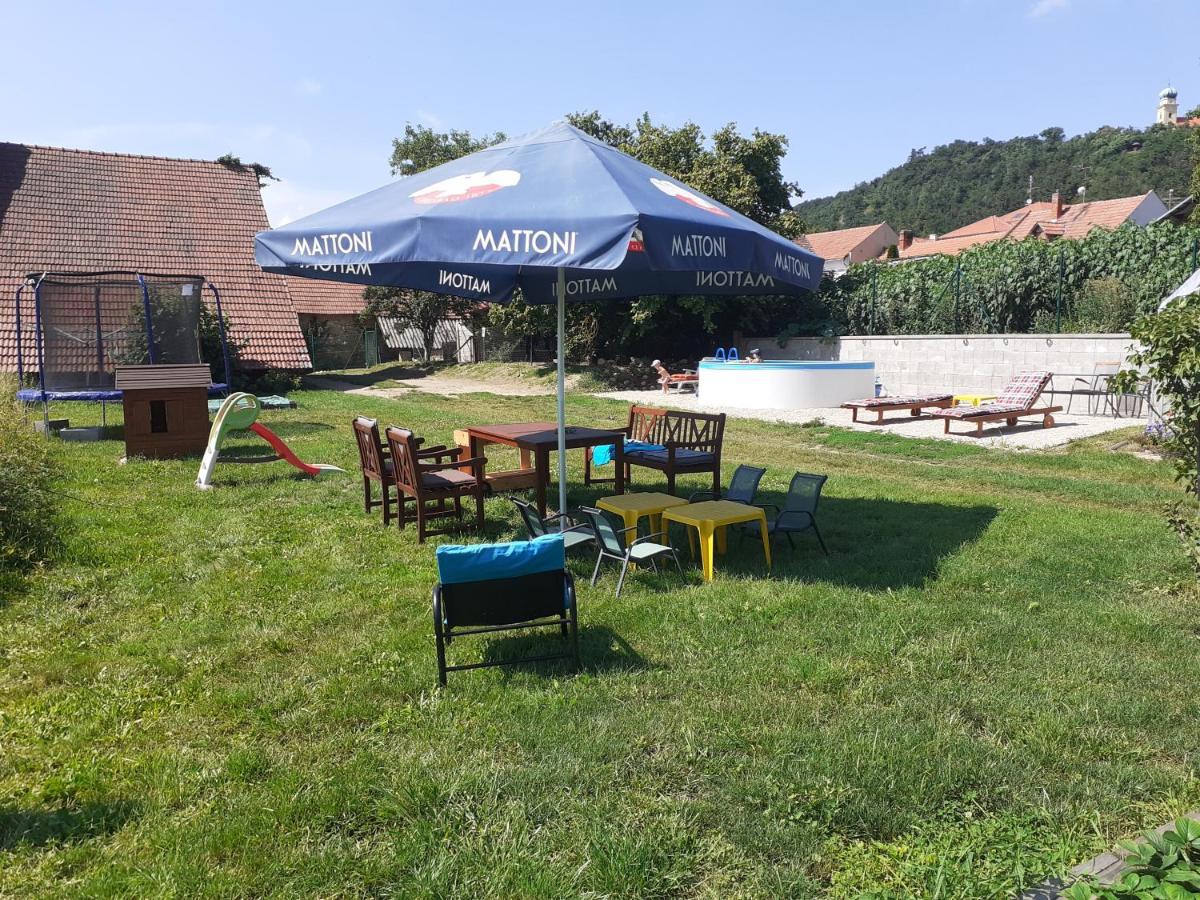 Penzion Mala Farma Nemojany エクステリア 写真